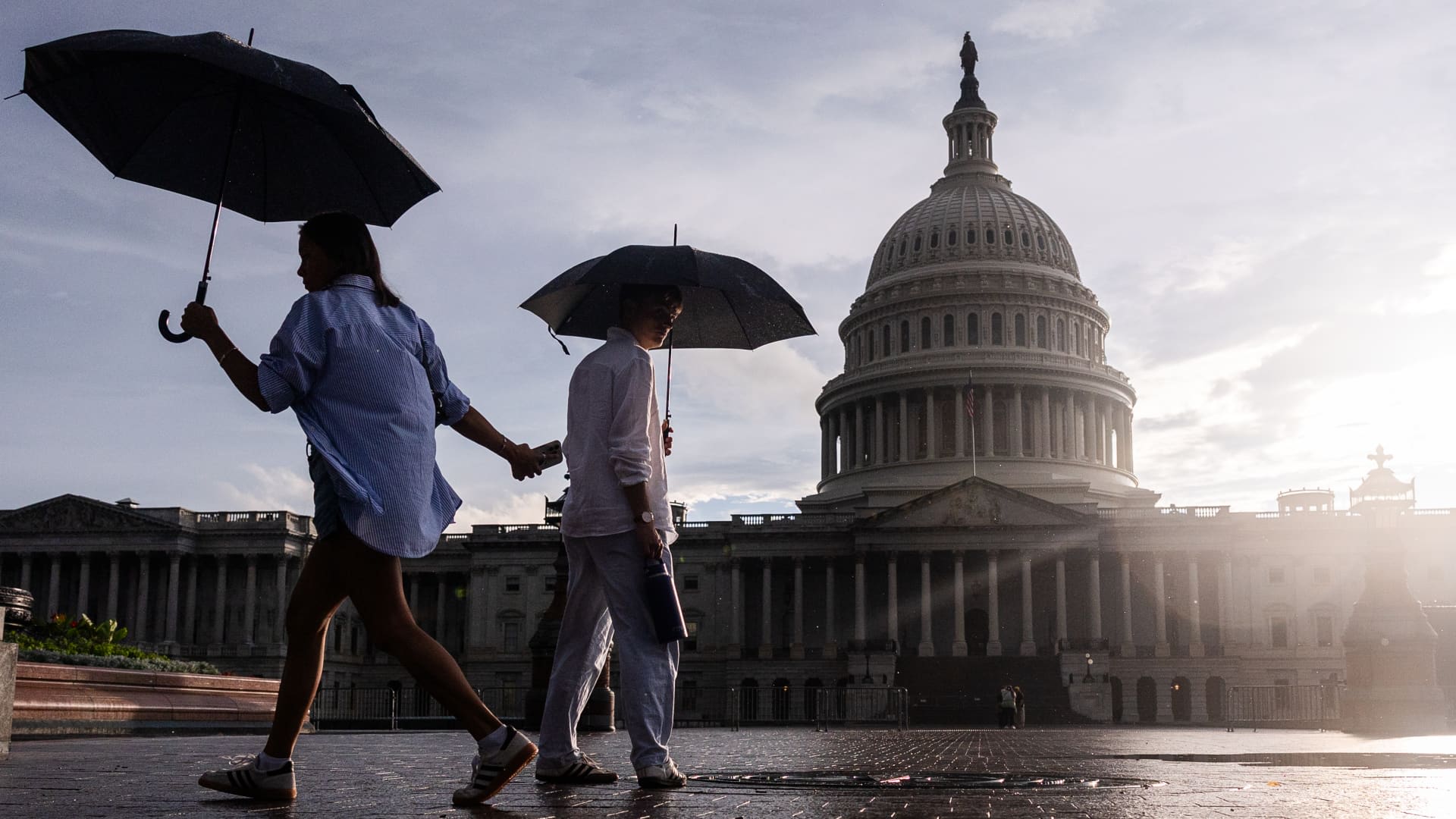 Bipartisan group of senators propose Social Security reform process ahead of funding shortfall