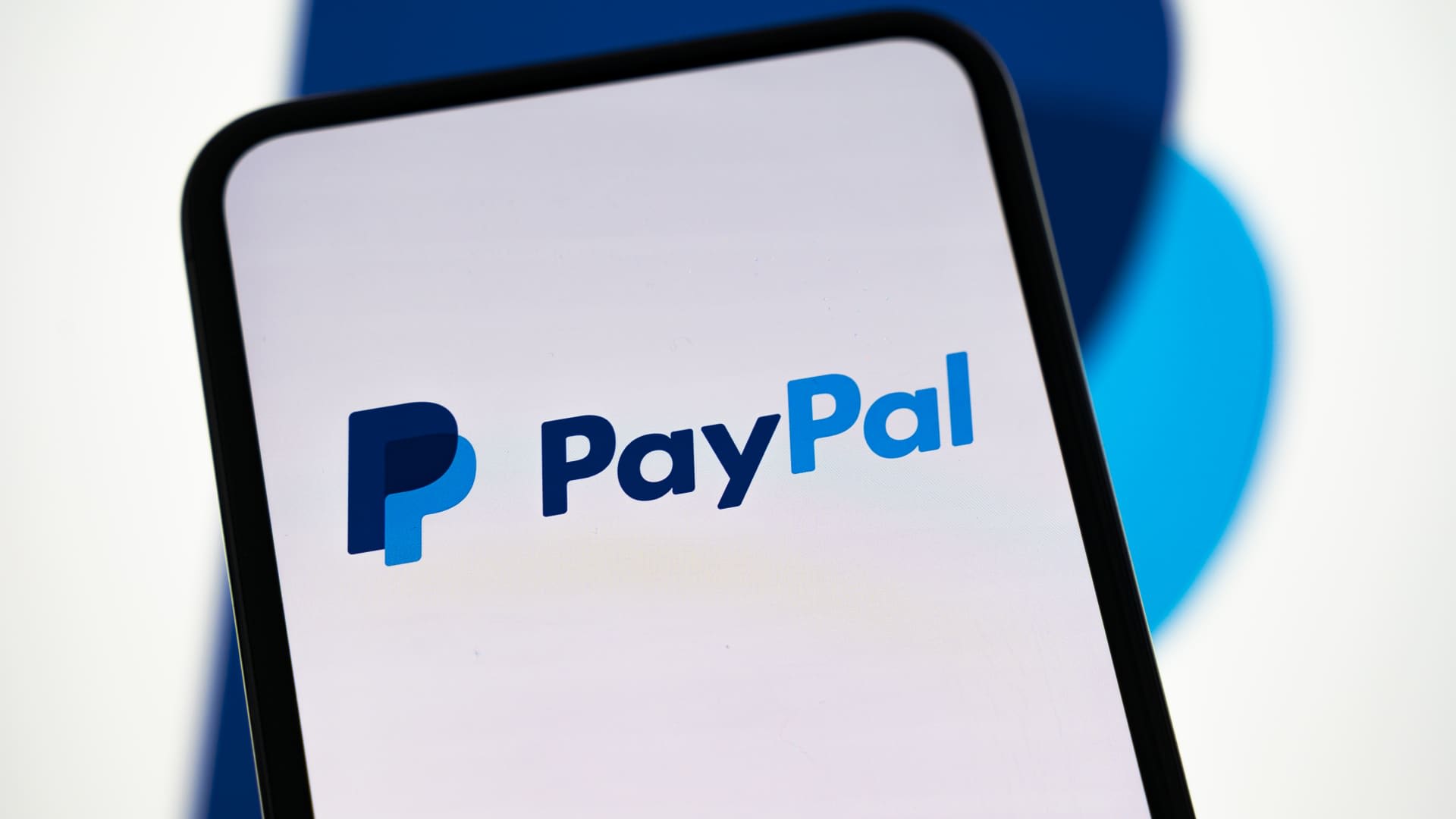 PayPal jumps 15% in premarket on report of Stripe, Advent $53 billion takeover offer