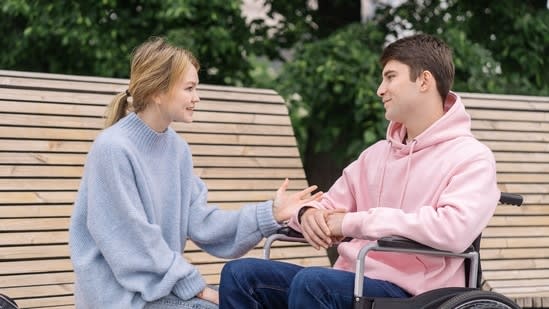 Risk of stroke at 35? Neurologist Dr Amit Kulkarni shares 6 warning signs young adults need to know