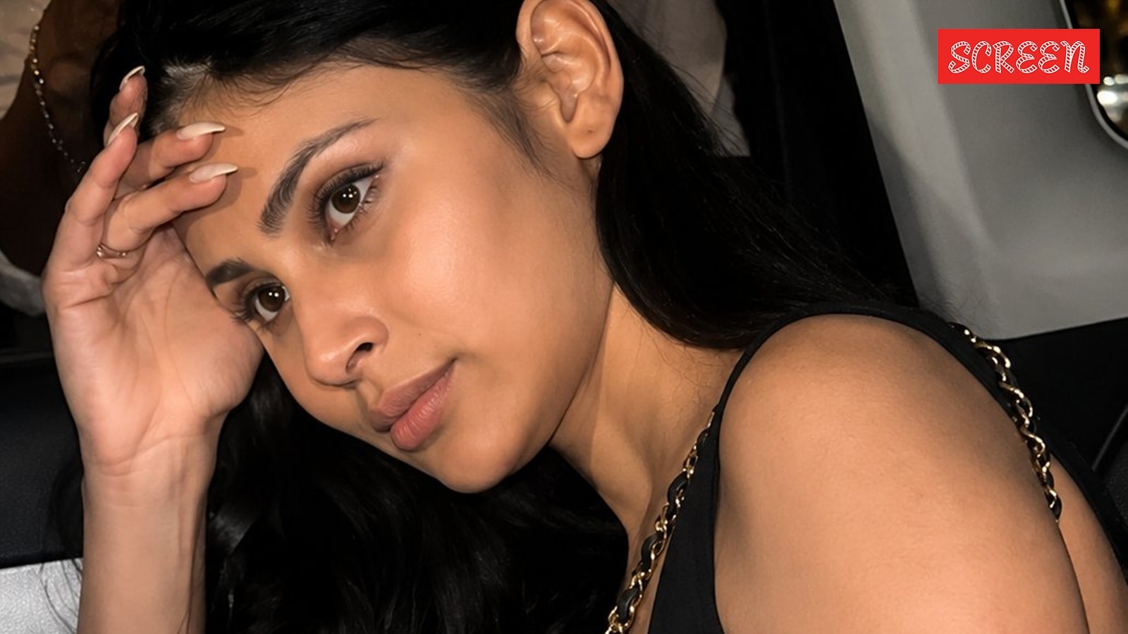 ‘Don’t pap me ever’: Mouni Roy asks paparazzi to stop photographing her, deletes post later