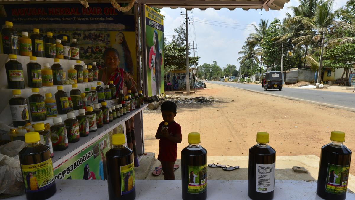 Hakki-Pikki woman accused of ‘selling daughter’ in Senegal