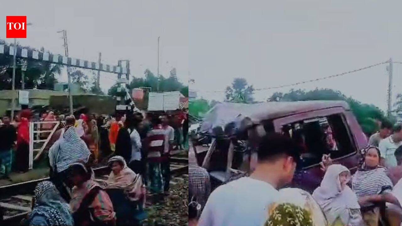 3 students killed, 4 critical after train collides with school van in Murshidabad