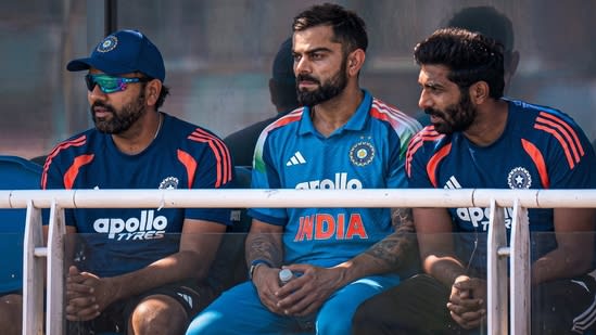 Did Ravi Shastri and Virat Kohli know Rohit Sharma's career was nearing its end? Subtle clues from IND vs ENG 2nd ODI