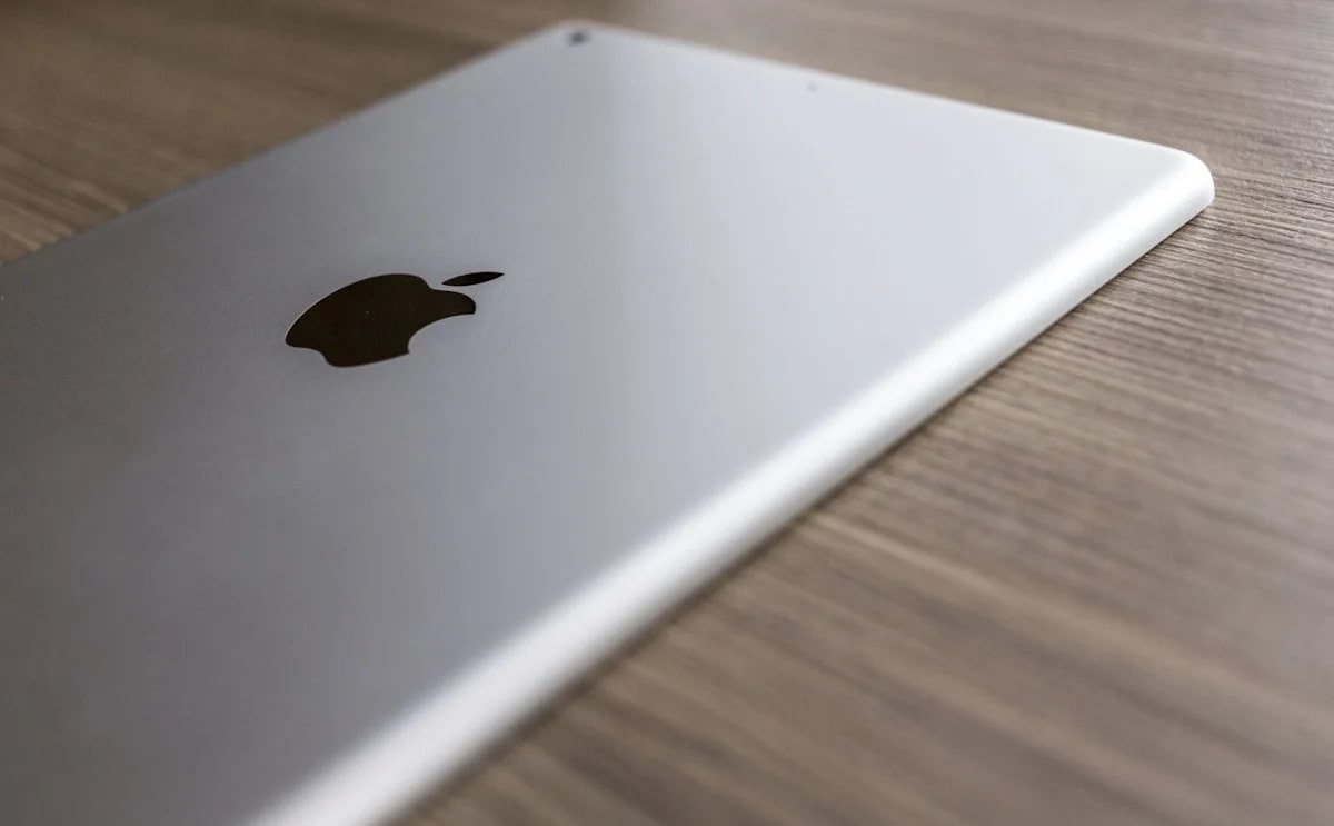 Apple’s Lawsuit Against OpenAI Could Ripple Across the AI Ecosystem And Put the AI Bubble to the Test