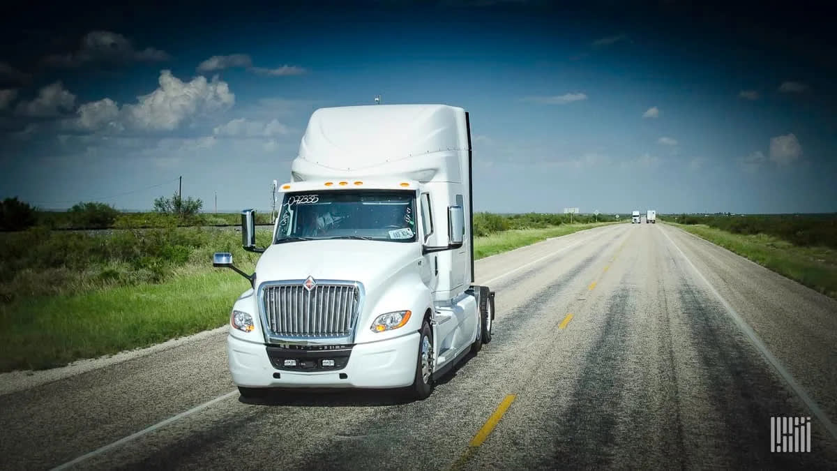 Navistar defeats $16.5M lawsuit over delayed truck deliveries