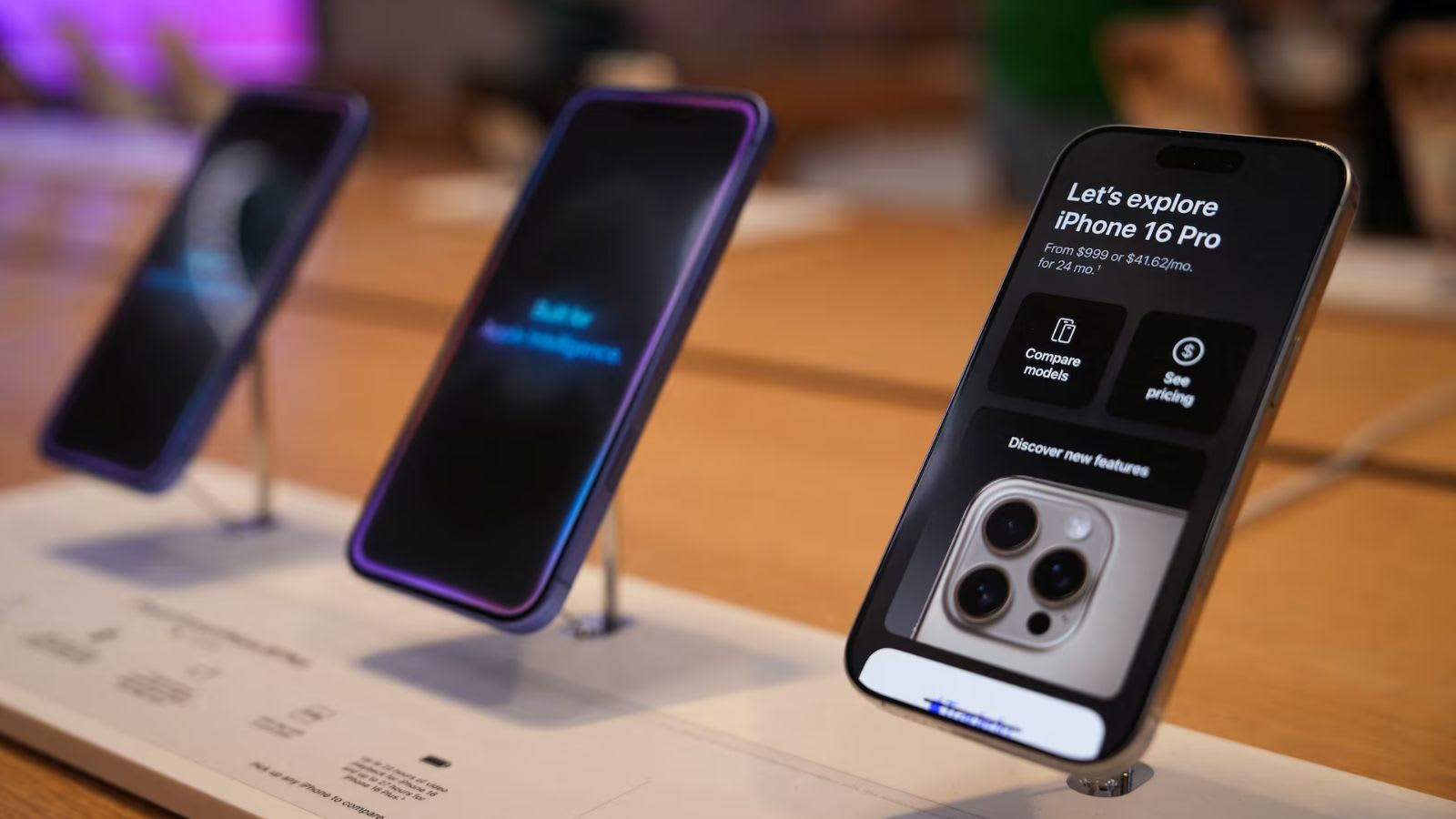 India smartphone market falls 10% in Q2 2026 as rising prices hit demand