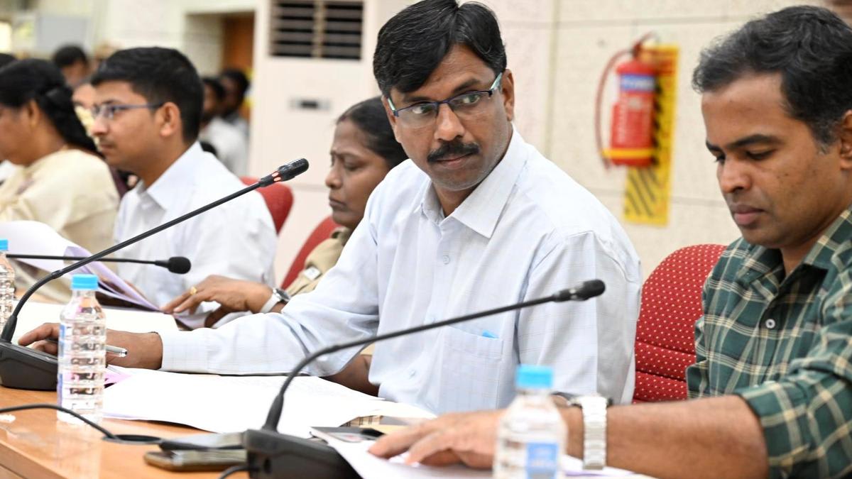 Collector warns e-Sevai centres against errors, overcharging