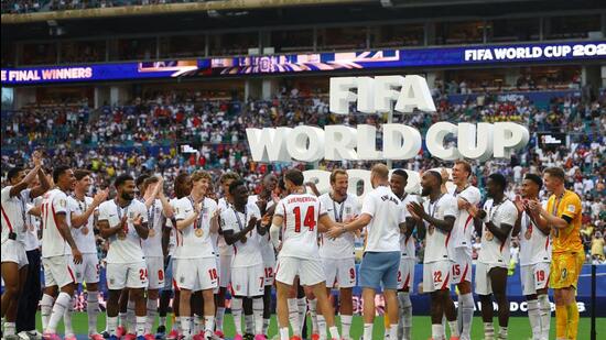 England beat France in 10-goal thriller to earn bronze