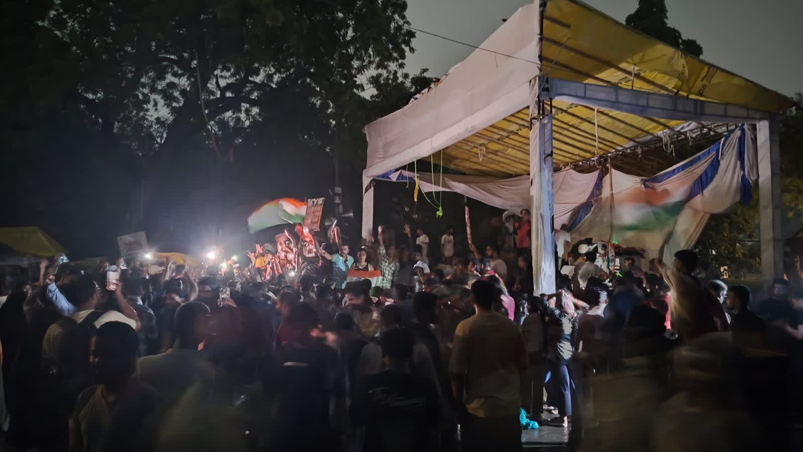 ‘Ready to be here till the end’: At midnight, protesters regroup at Jantar Mantar