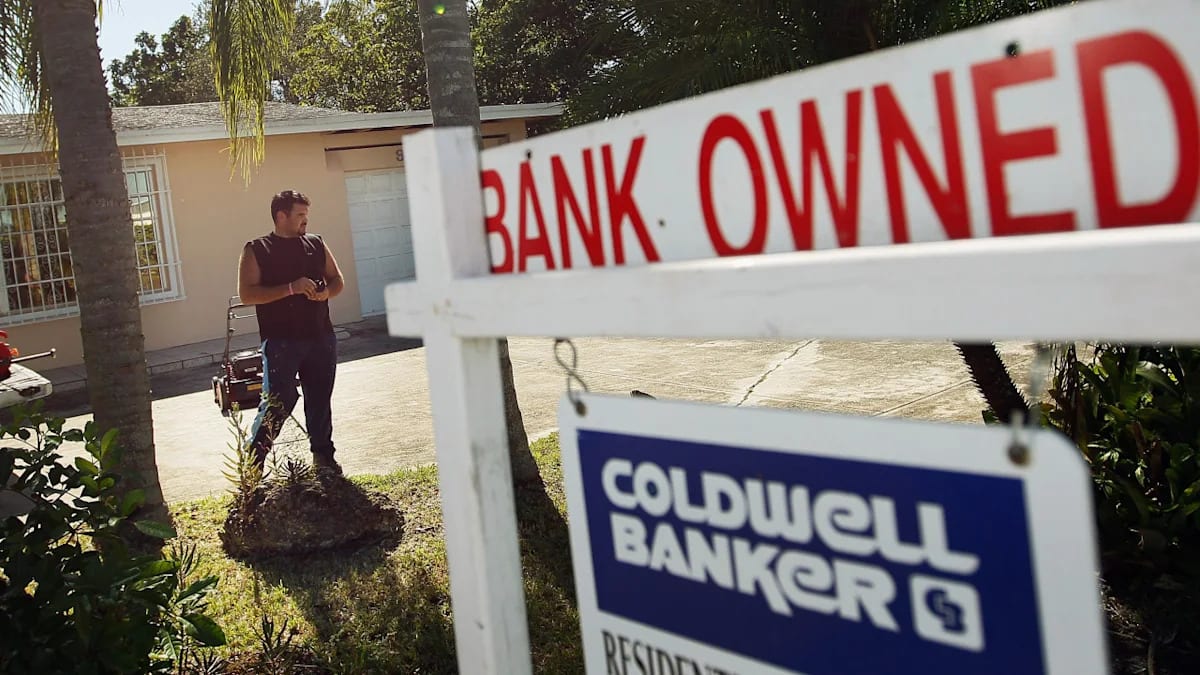 Peter Schiff called the 2008 housing market crash — now he warns a 'housing emergency' is coming. Are you ready?