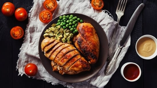Fitness coach Devin Physique shares 6 high-protein, low-calorie foods that can help you hit daily calorie deficit goals