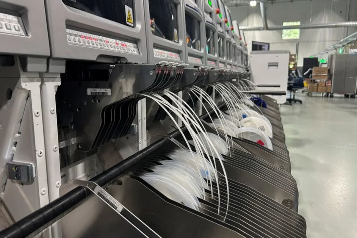 U.S. auto industry races to purge Chinese connected-car hardware amid federal push