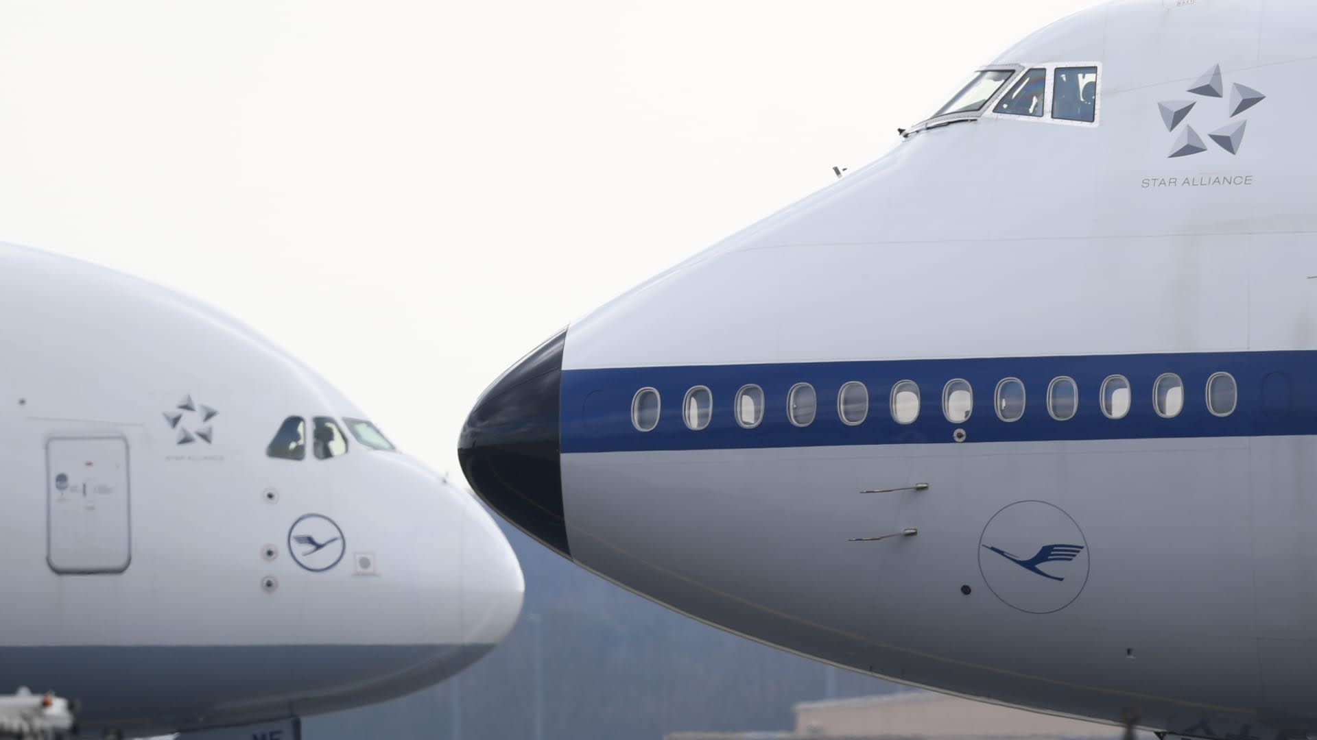Boeing and Airbus prepare for next narrow-body battle – but airlines aren’t pushing for new jets yet