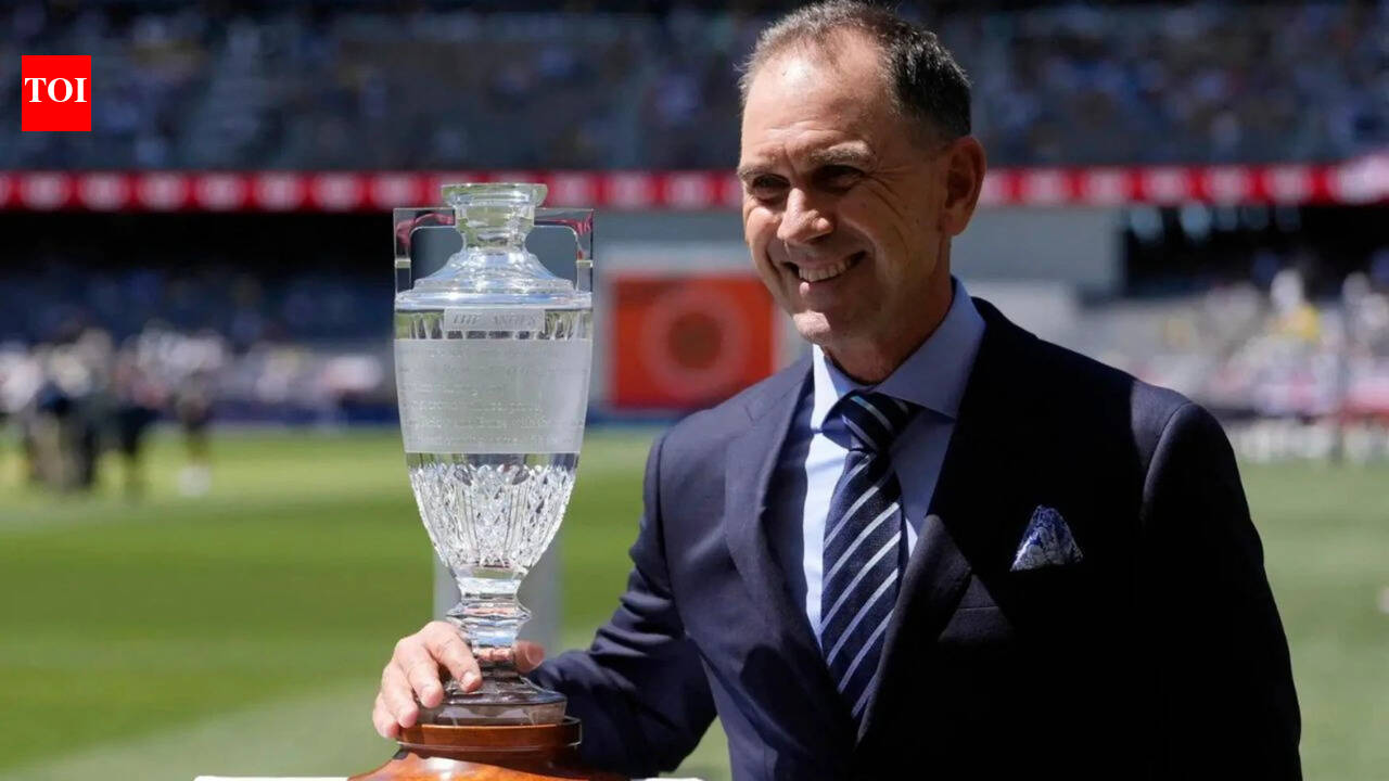 Justin Langer frontrunner for England coach job; Shastri, Dravid not in the race