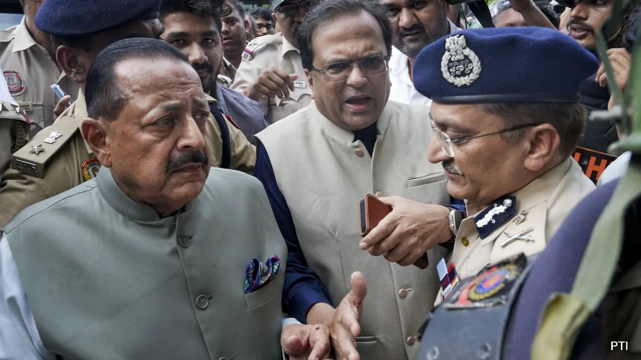 "Went Back On His Word": Minister Jitendra Singh On Rahul Gandhi's 'Demands'