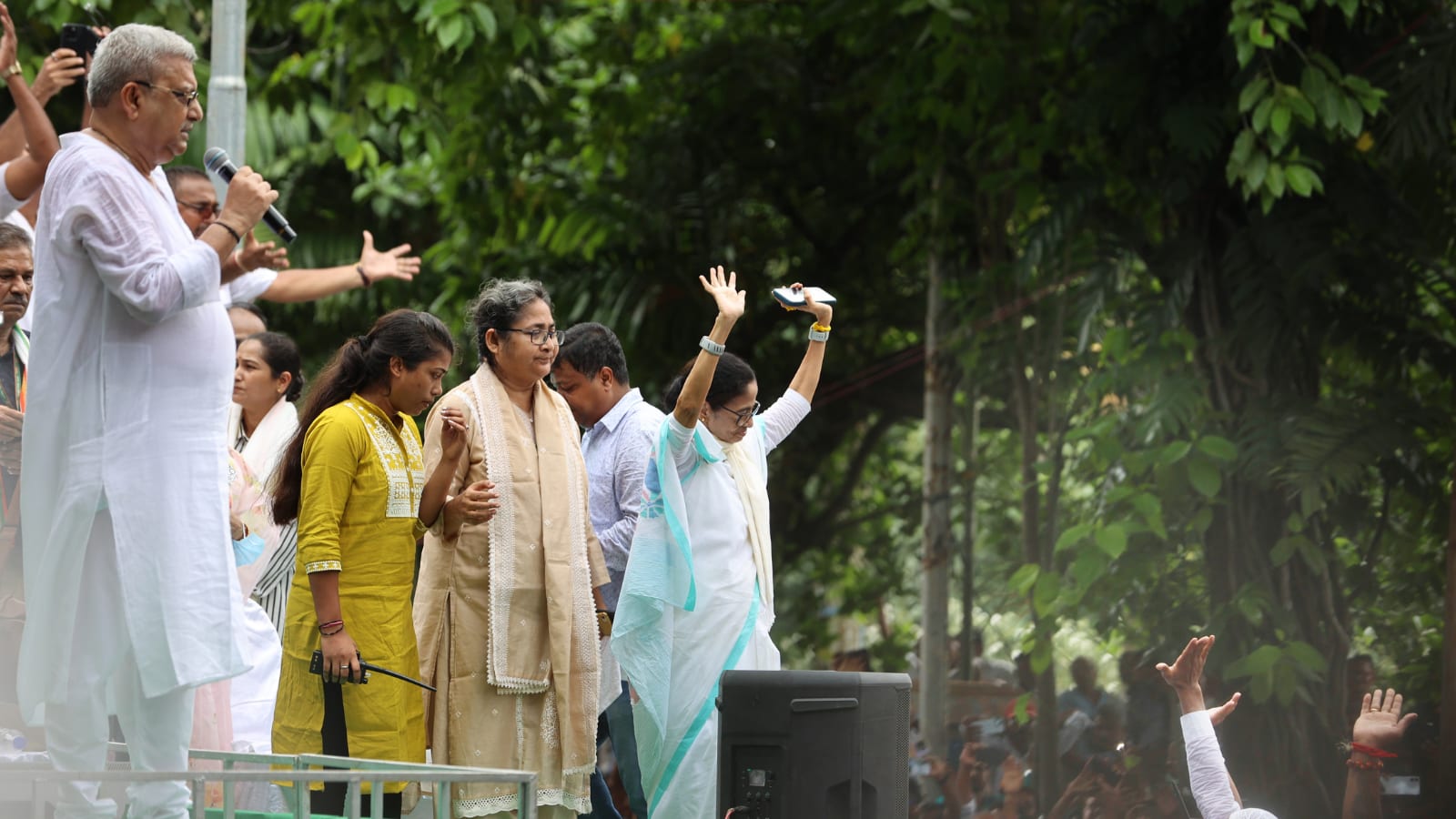 Martyrs’ Day revelations: Mamata remains crowd puller, ‘rebel TMC’ unimpressive, Congress springs surprise