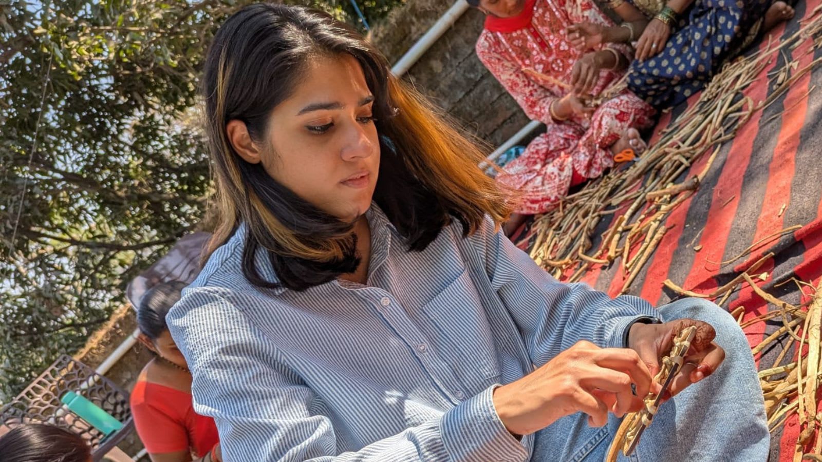 The Pune ‘witch’ working magic with water hyacinth