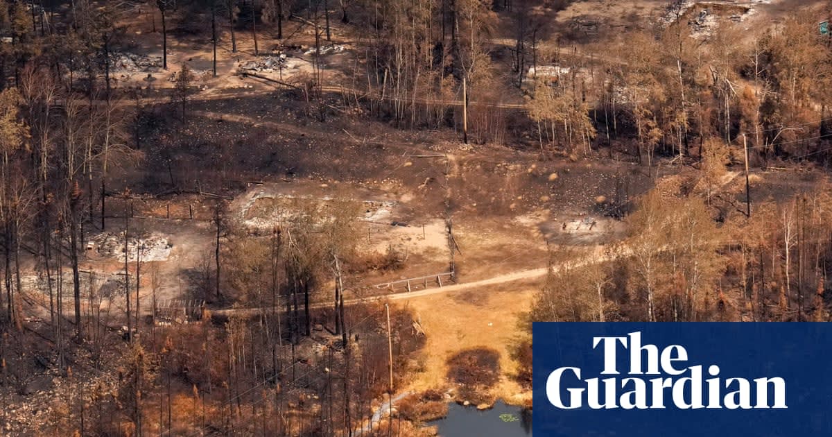 Weather tracker: More than 900 wildfires rage across Canada