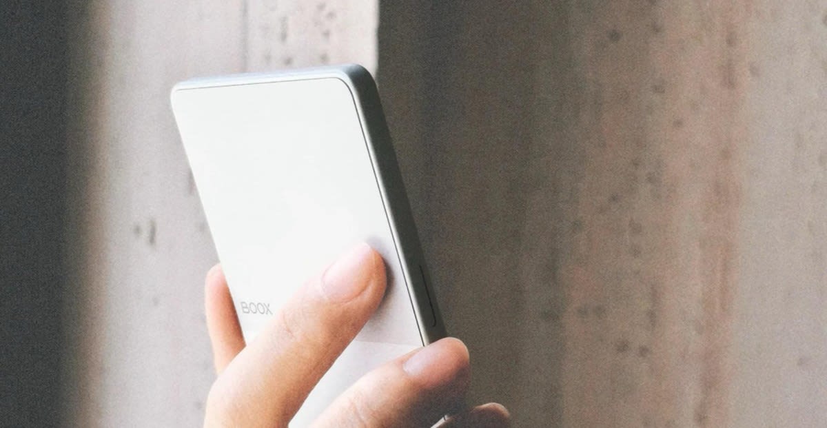 Boox is taking on Xteink with its own tiny e-reader