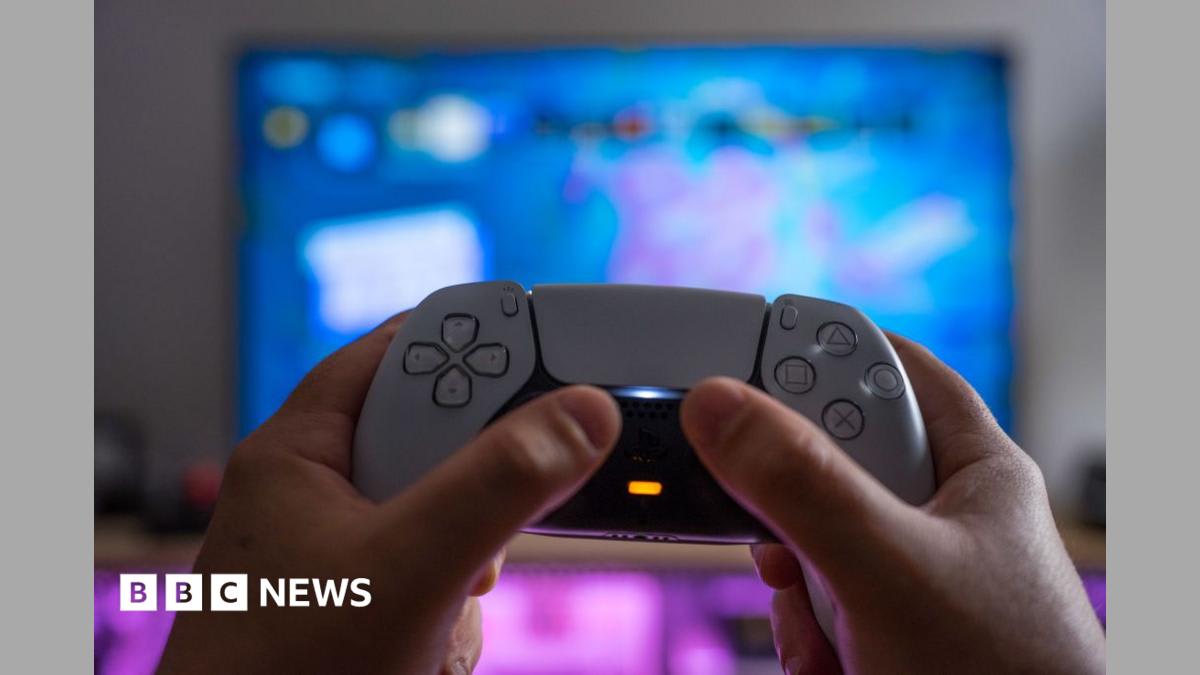 PlayStation Network down, leaving thousands of gamers unable to play