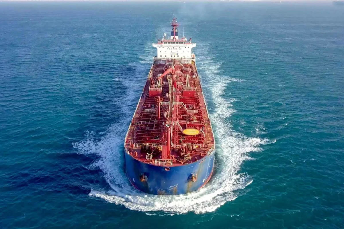 Oil Prices Soar as US-Iran Conflict Expands to Red Sea