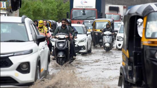 Western Maharashtra drenched while north, Vidarbha battle rainfall deficit