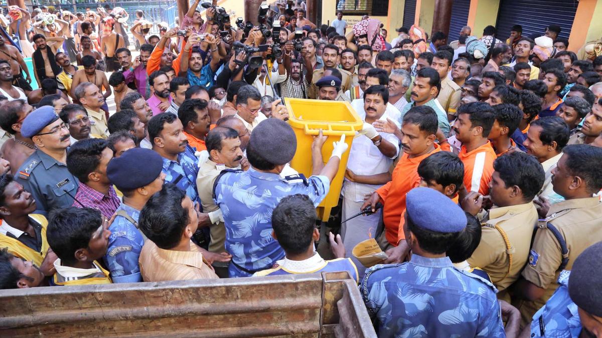 Punyam Poonkavanam returns to Sabarimala after senior IPS officer P. Vijayan gets clean chit