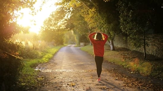 Celebrity dietitian Simrat Kathuria reveals why a 10-minute walk after every meal could be the easiest health habit