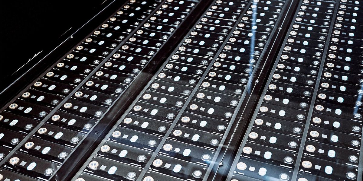 GM Backs Sodium Ion Batteries for U.S. Grid Storage