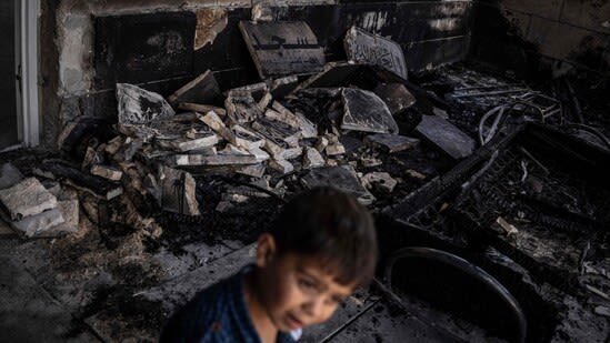 Israeli settlers set fire to West Bank mosques after deadly clash kills 6