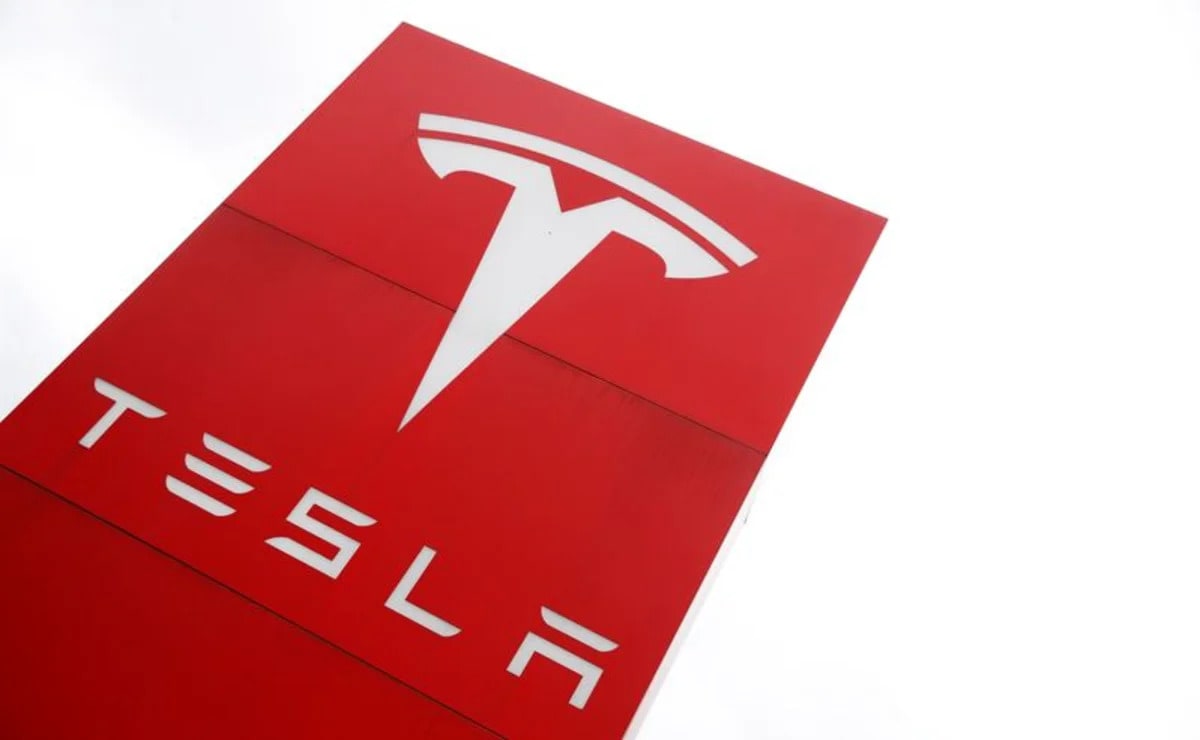 Tesla wins bid to revive UK lawsuit for 5G patents licence