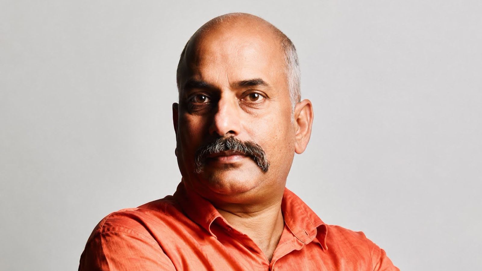 Veteran sports journalist dies in road accident in East Delhi