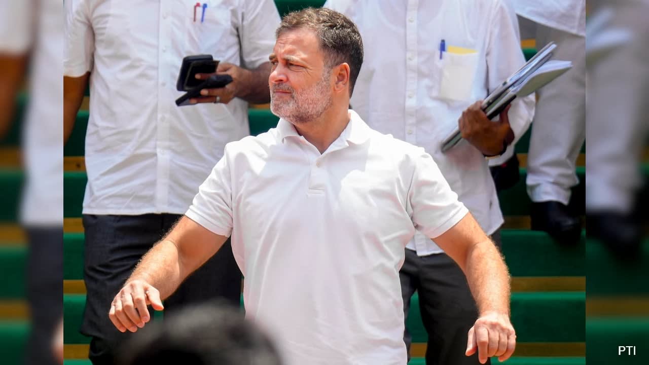 Rahul Gandhi Backs Ken-Betwa Protesters, Demands Fair Compensation