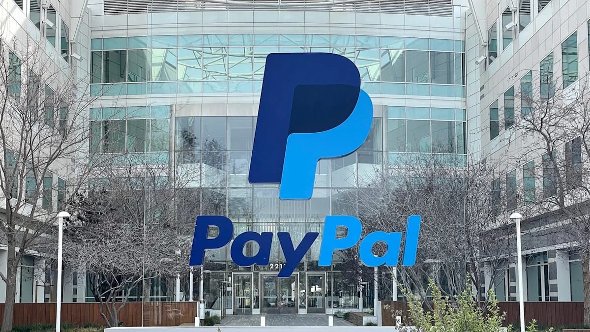 PayPal Q2 2026 earnings beat; raises full-year EPS guidance