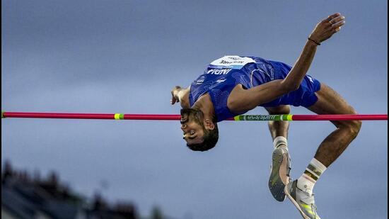 Sarvesh Kushare scales a barrier, wins CWG silver medal