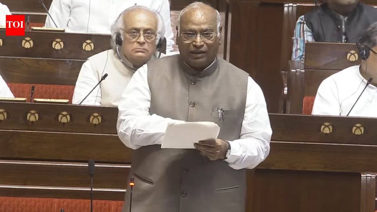'Is your mouth stitched?' Kharge on Shah's 'silence' over police action against students
