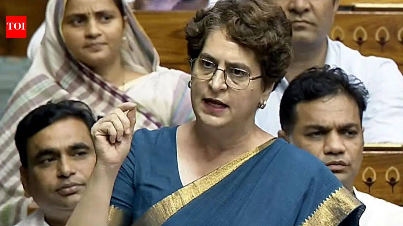 Priyanka's 'gaumutra expert' remark stirs row, over 200 academicians slam Lok Sabha MP