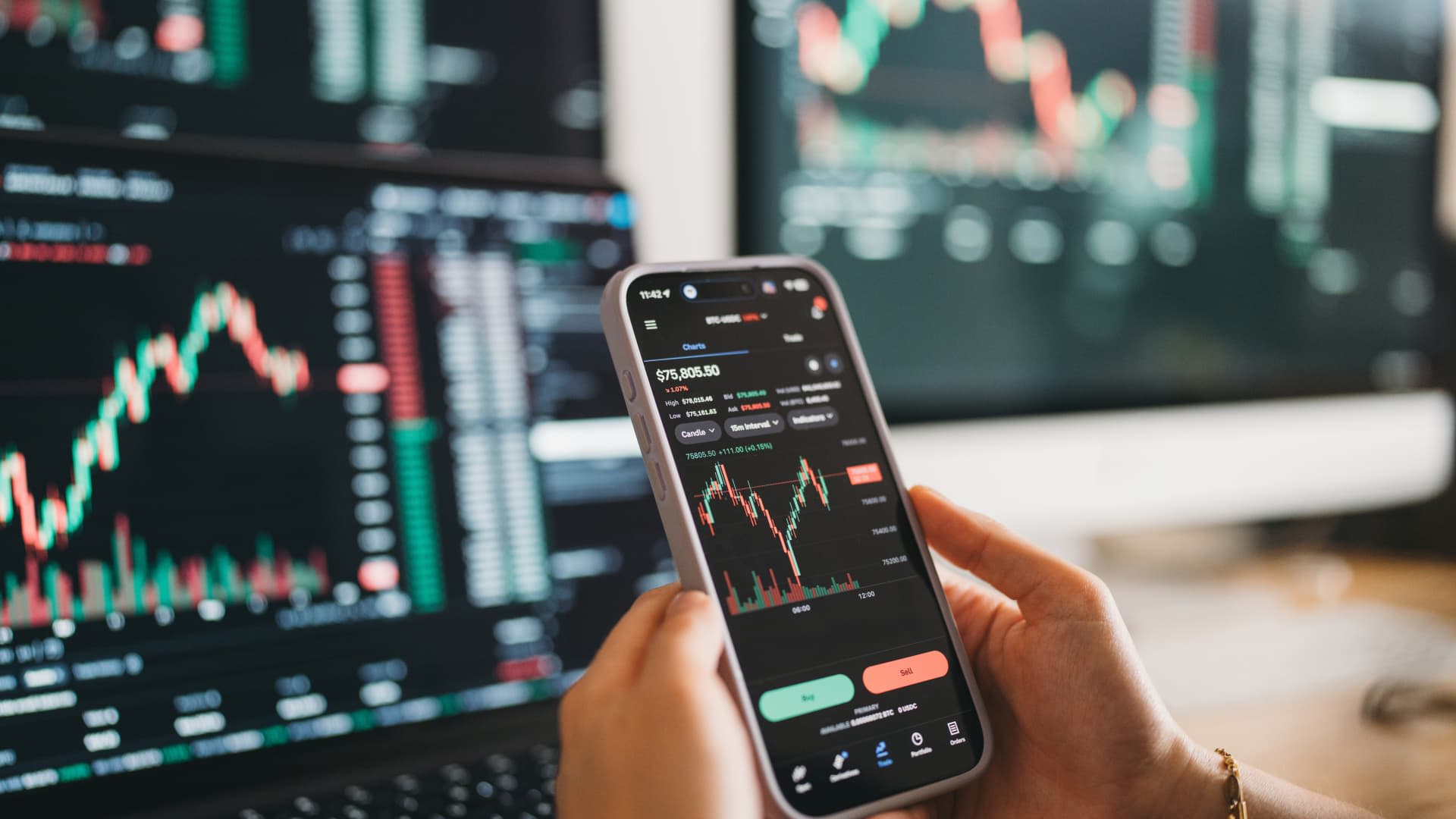 AI investor Leopold Aschenbrenner forced to unwind all public stock positions after steep losses, sources say