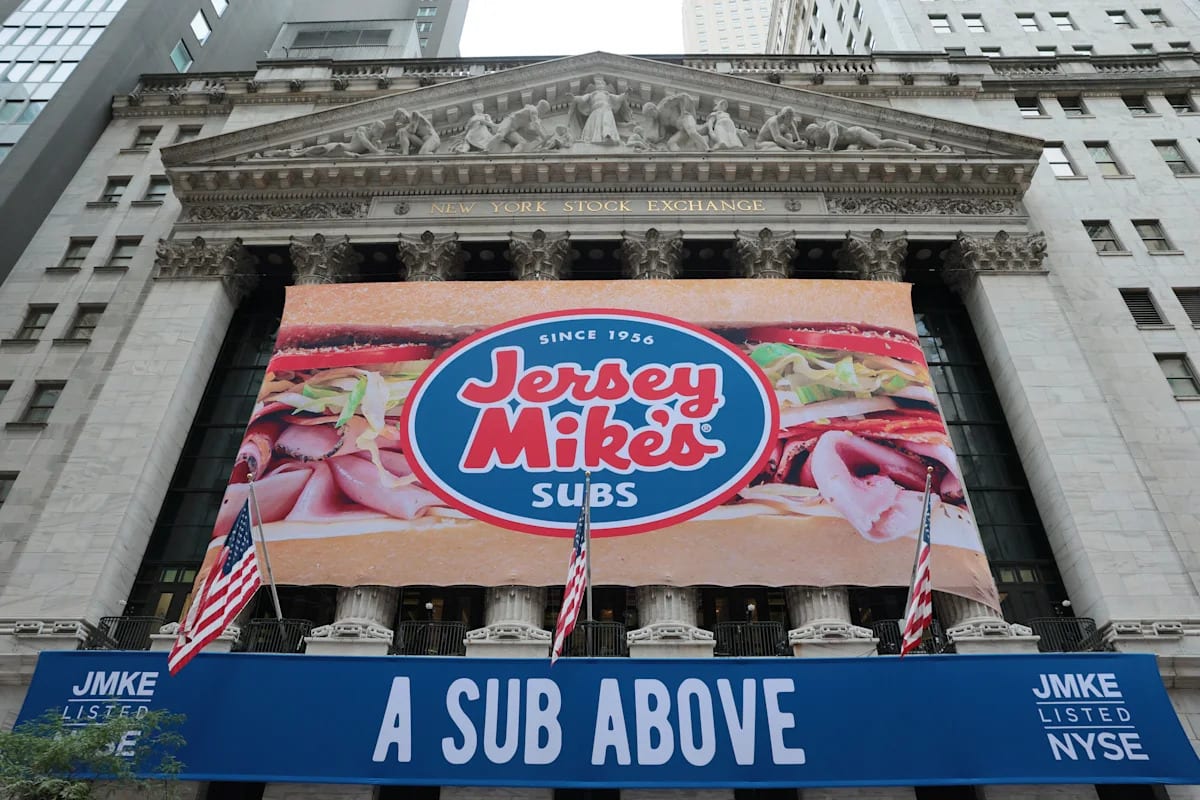 Jersey Mike's stock opens at $21 per share, valuing the sandwich chain just shy of $1 billion