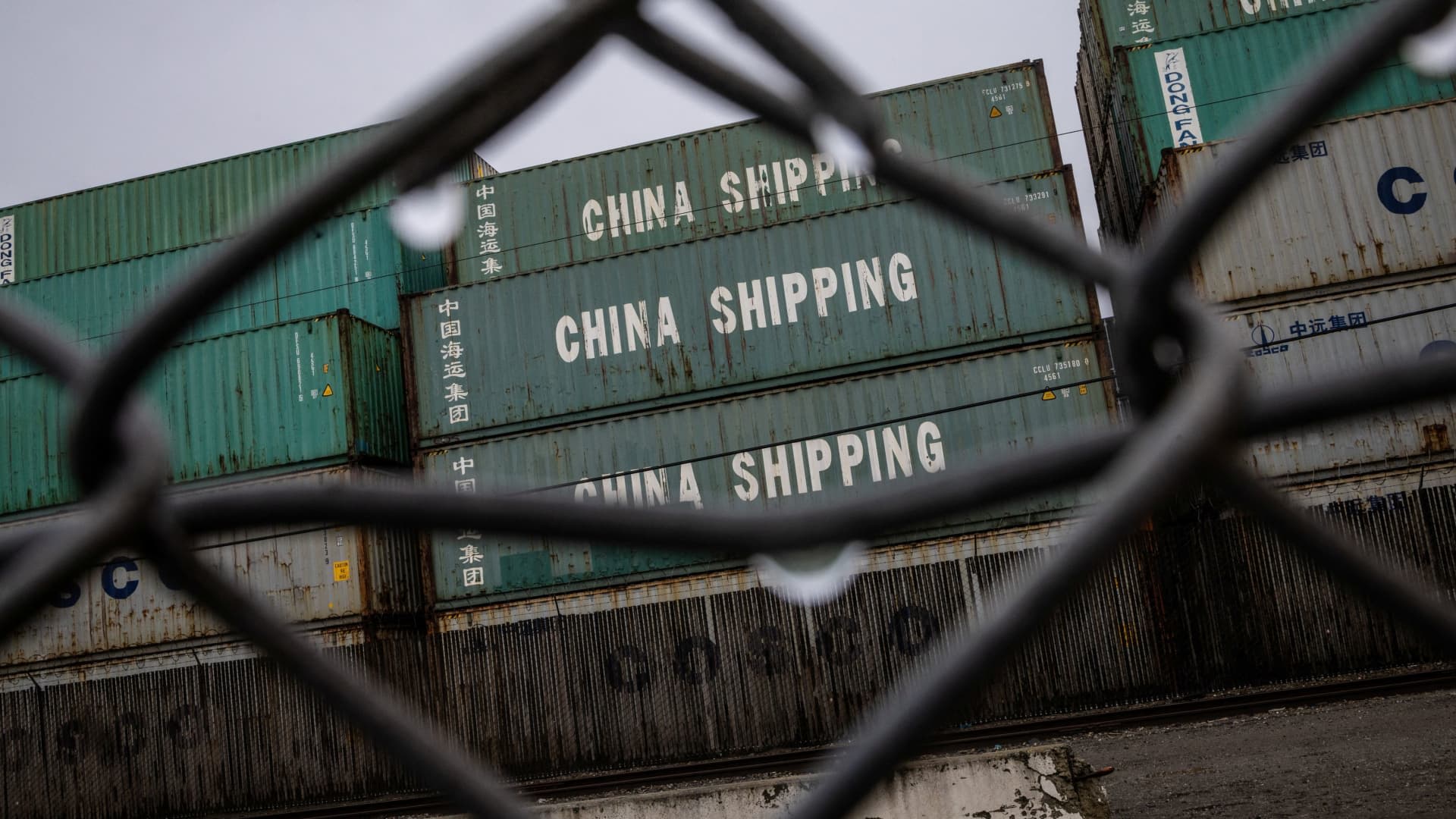 China’s U.S.-bound shipments fall in July after brief recovery, survey shows