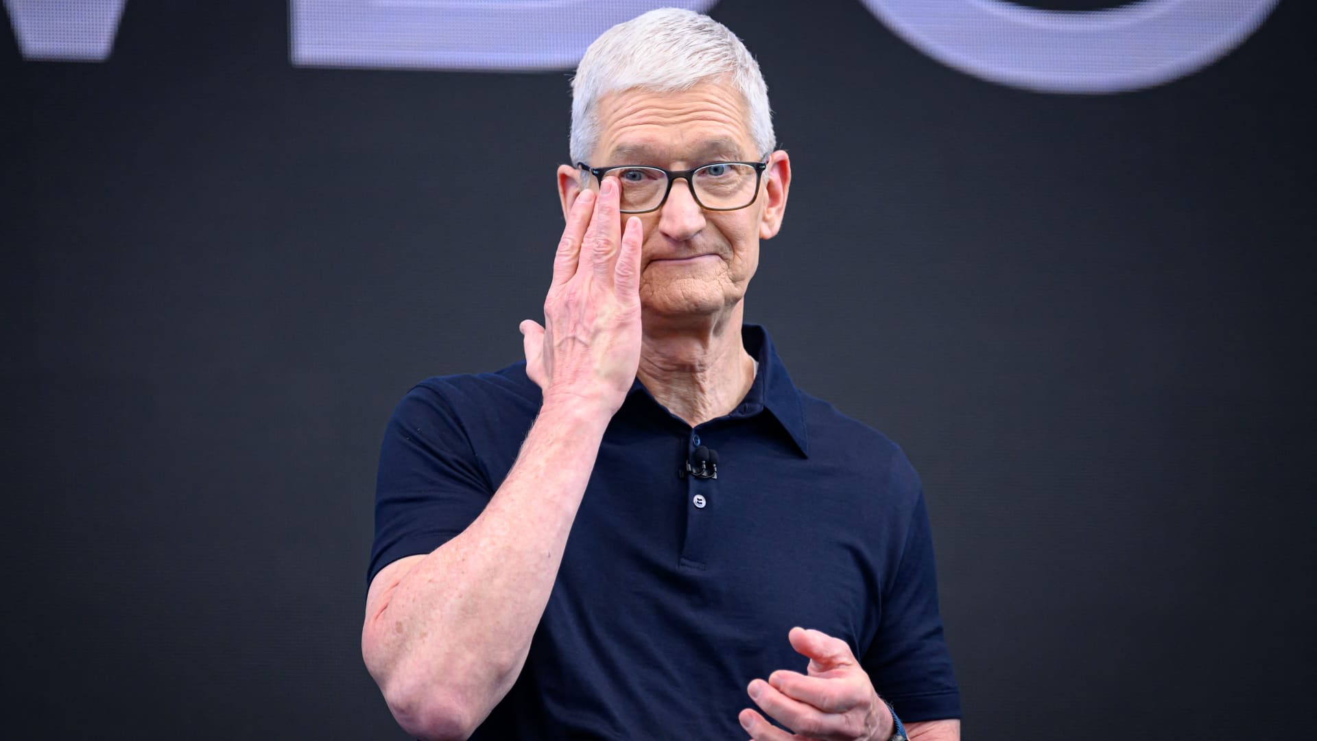Dwindling cash and soaring memory costs: Tech's AI buildout has ballooning price tag