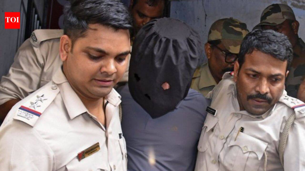 'Honey-trap' to target politicians? Bengal cops arrest woman linked to 'JeM operative'