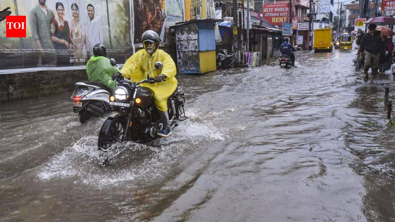 Kerala rain fury: 15 dead, 7 missing as relief camps shelter thousands
