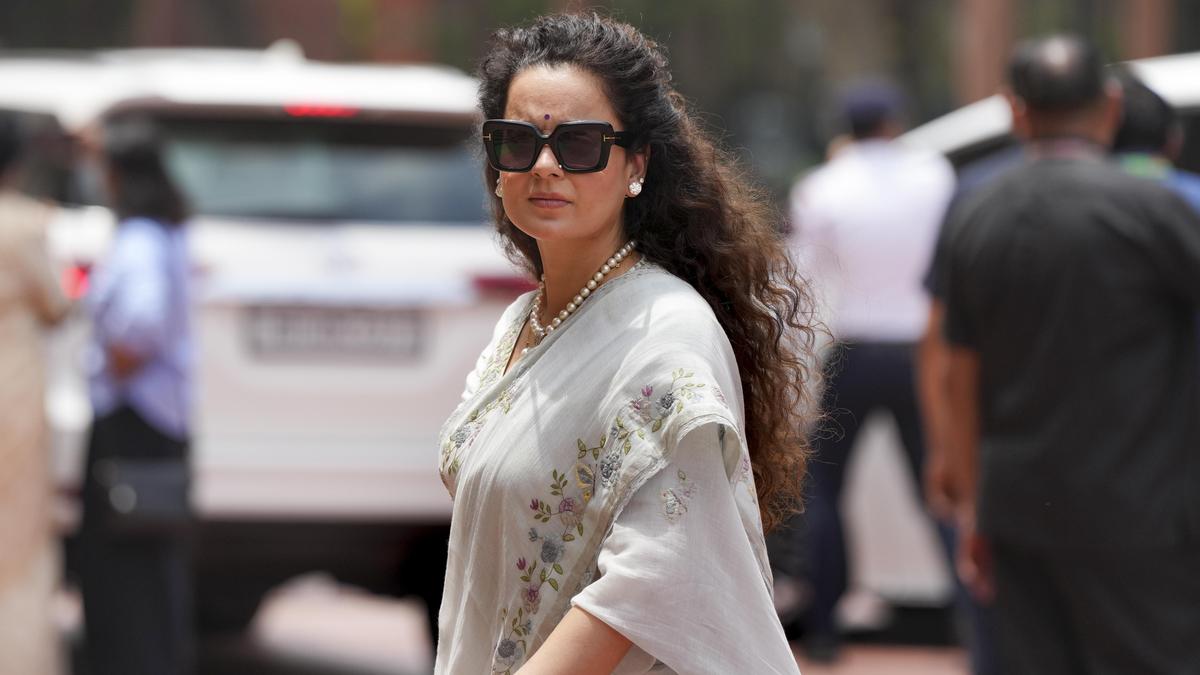 I want to become an awakened Hindu: Kangana Ranaut