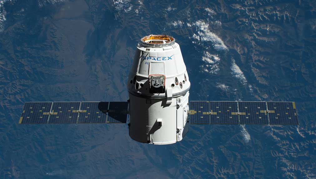 Dow Jones Futures Rise; SpaceX, AMD Dive As Arista, Eli Lilly Jump With S&P 500 At Highs