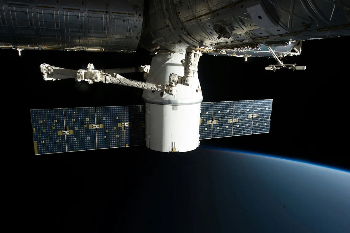 Jim Cramer Is Telling Investors to Accumulate SpaceX for the Long Term