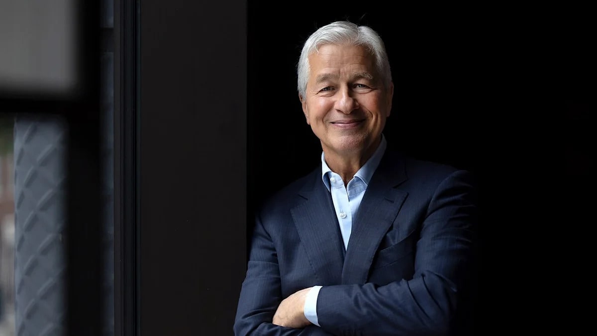 JPMorgan Has Consistently Beaten Its Own 17% Return Target Under Jamie Dimon. Is the Stock Still a Buy?