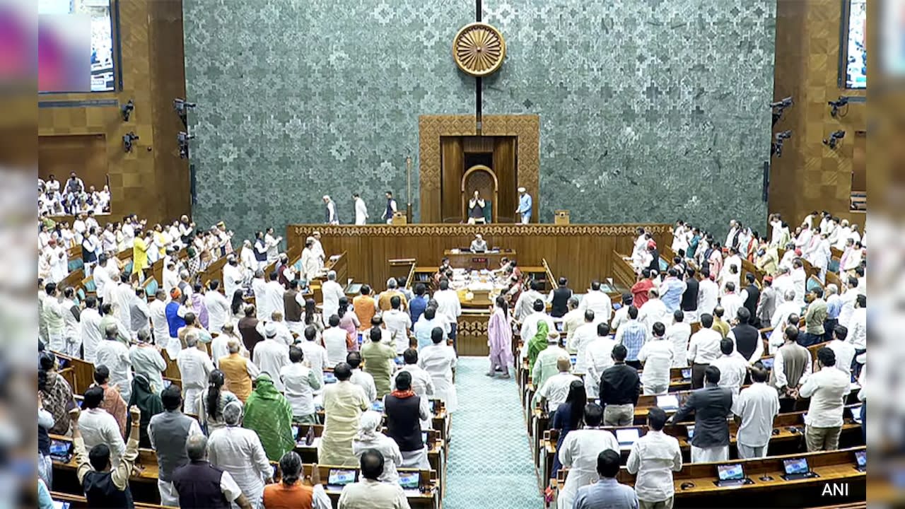 Lok Sabha Passes Bill To Set Up Panel To Appoint Chiefs, Members Of Tribunals