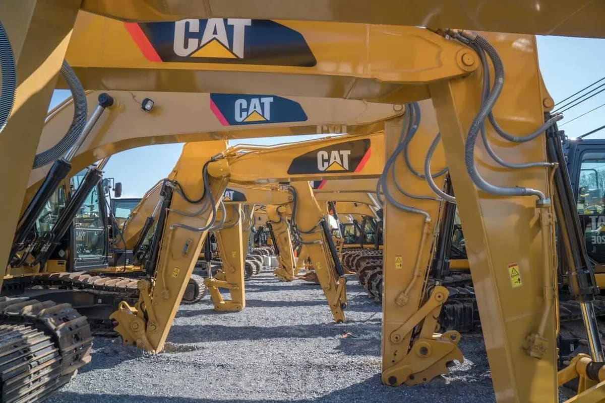 A $72 Billion Reason to Buy Caterpillar Stock Now