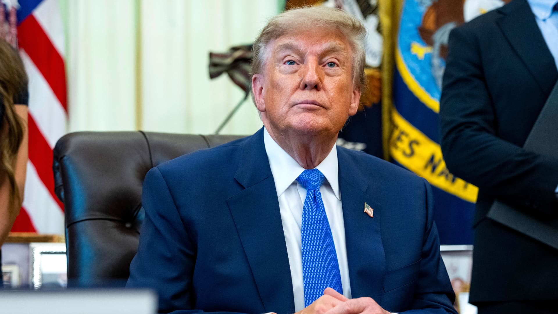 Democrats demand Trump reveal stock managers, explain suspicious trades